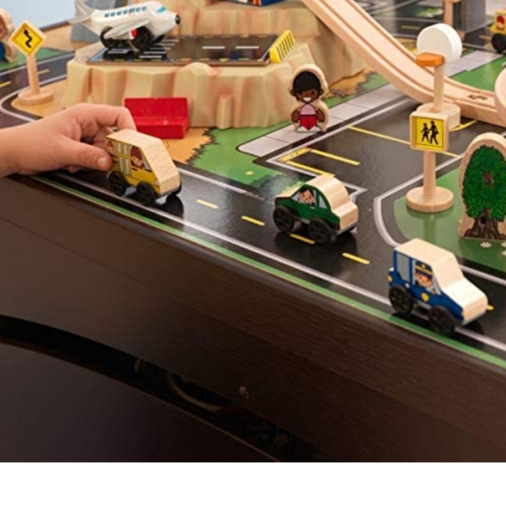 Train Table - Picture 3 of 3
